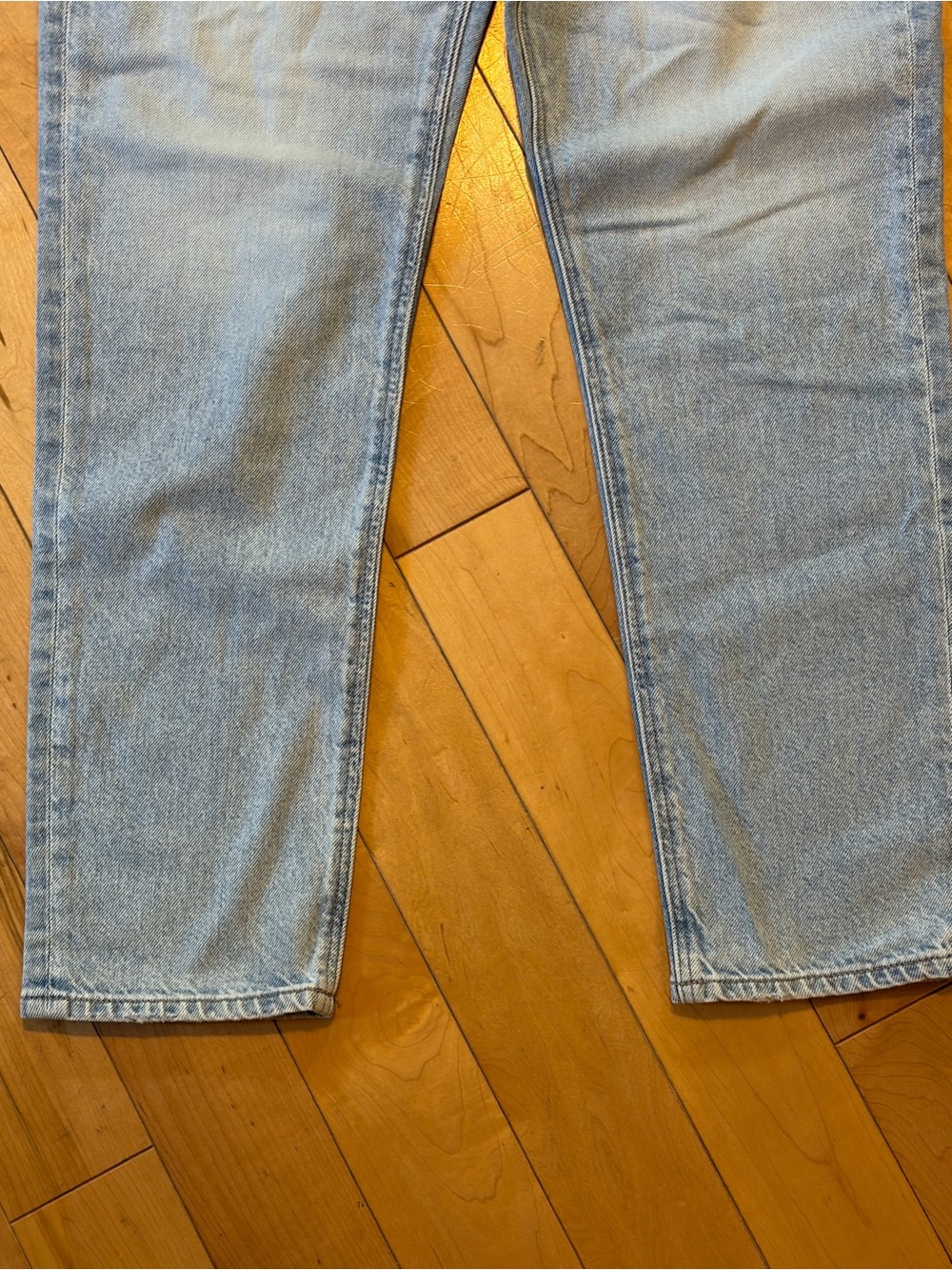NWT American Eagle Mom Jeans Strigid in Blue Breeze size six (6) - Picture 2 of 9